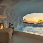 Villa Black With Cave Heated Pool Mykonos Town