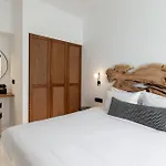 Villa Black With Cave Heated Pool