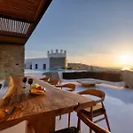 Villa Black With Cave Heated Pool