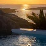 Black With Cave Heated Pool Villa Mykonos Town