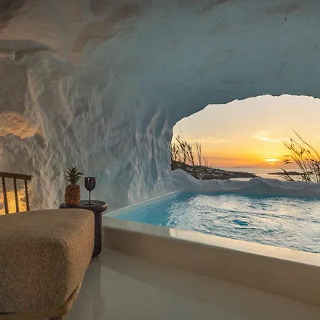 Vila Black With Cave Heated Pool Mykonos Town