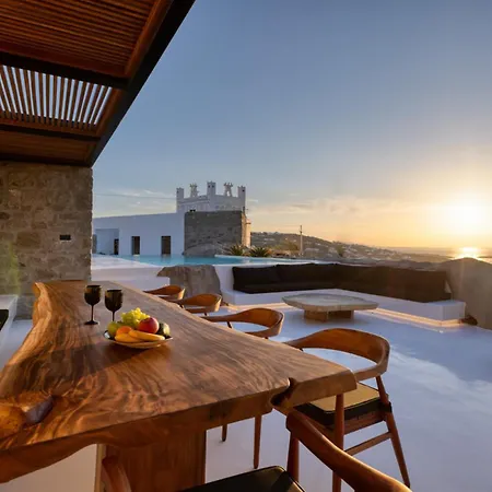 Vila Black With Cave Heated Pool