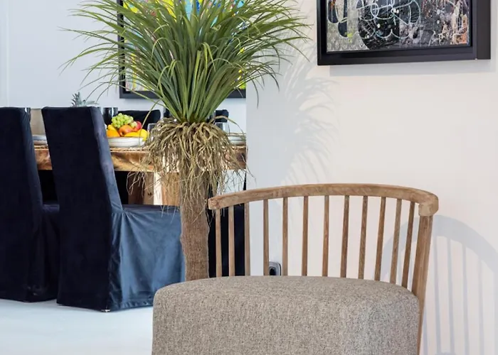 Black With Cave Heated Pool ヴィラ *