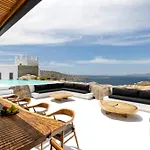 Vila Black With Cave Heated Pool Mykonos Town