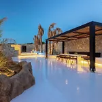 Vila Black With Cave Heated Pool *
