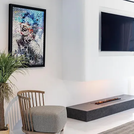 빌라 Black With Cave Heated Pool *