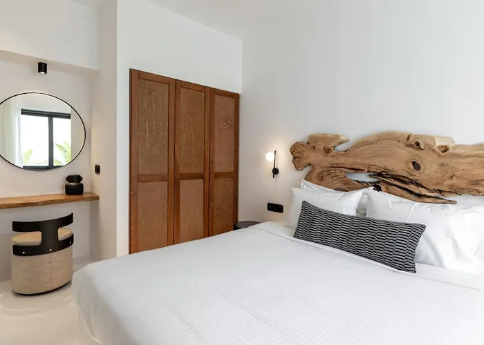 Villa Black With Cave Heated Pool