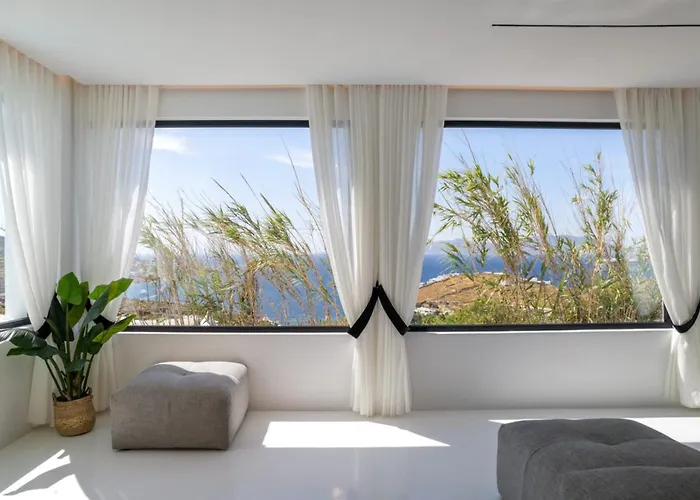 Black With Cave Heated Pool *