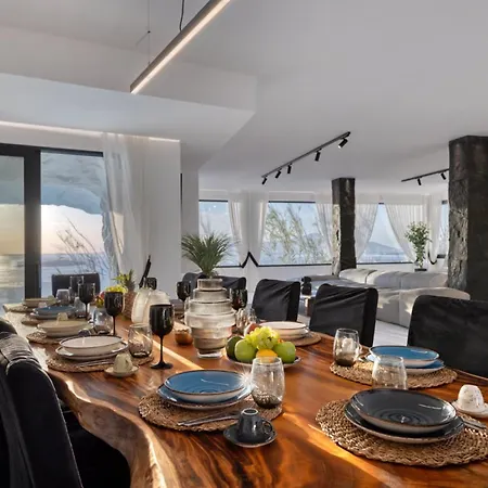 Black With Cave Heated Pool וילה Mykonos Town