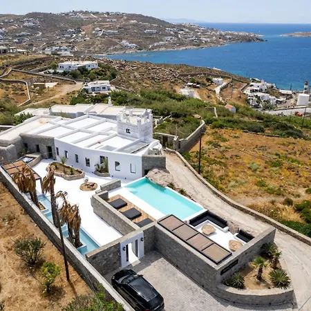 Villa Black With Cave Heated Pool *