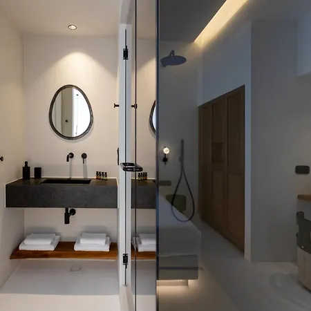 Black With Cave Heated Pool וילה *
