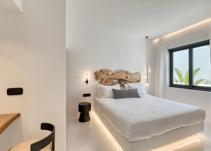 Villa Black With Cave Heated Pool Mykonos Town